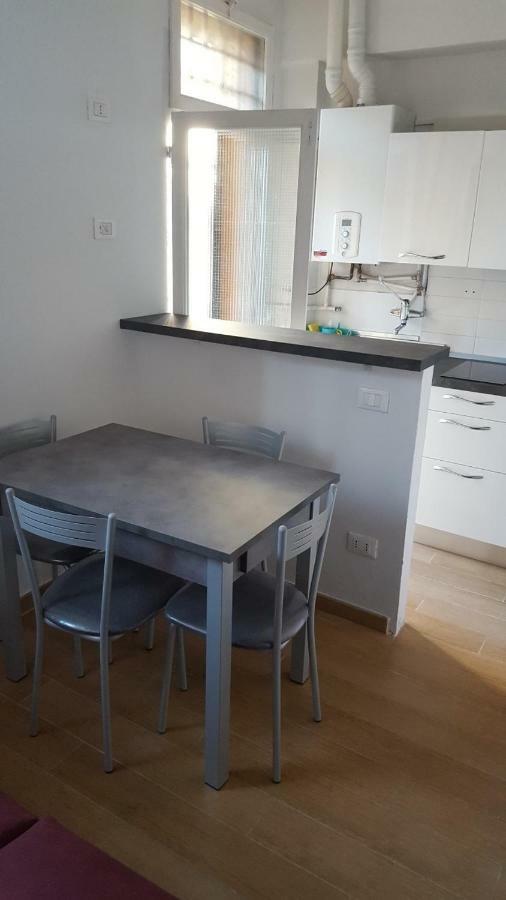 Carlo Mayr Apartment Ferrara Ngoại thất bức ảnh